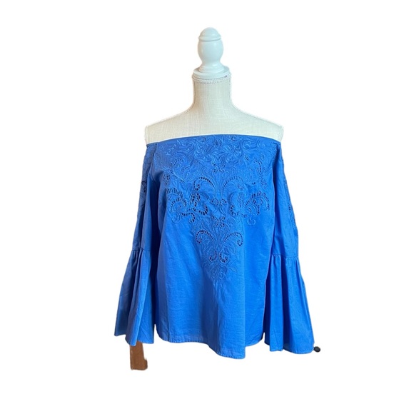 CHICO’S Embroidered Off-The-Shoulder Top 100% Cotton - Picture 3 of 8